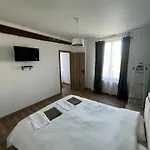 La Maison Des Amis *