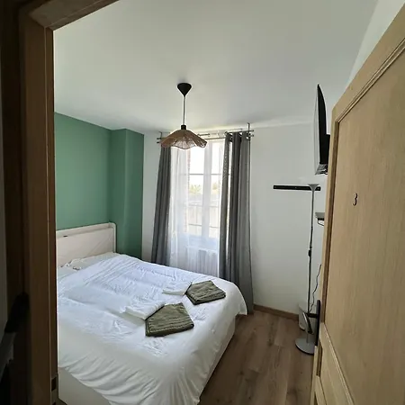 La Maison Des Amis ホームステイ ボーヴェ